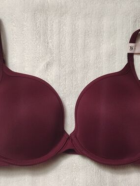Victoria's Secret Deep Burgundy Smooth T-Shirt Bra